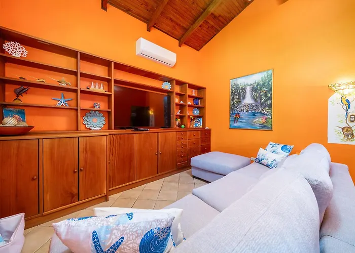 Сasa de vacaciones Villaggio 376 - Bbq, Pool, Garden, Smart Tv, Parking, Ac, King Bed, Laundry Facilities *