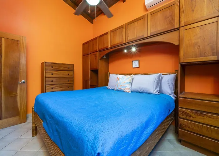 Villaggio 376 - Bbq, Pool, Garden, Smart Tv, Parking, Ac, King Bed, Laundry Facilities