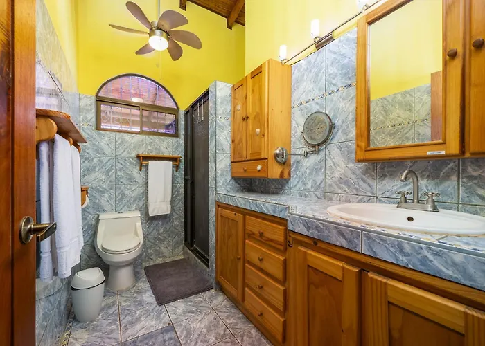 Сasa de vacaciones Villaggio 376 - Bbq, Pool, Garden, Smart Tv, Parking, Ac, King Bed, Laundry Facilities *